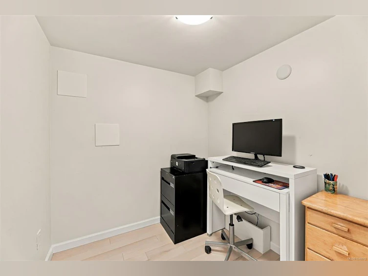 711 Richmond Avenue, Victoria, BC, V8S 3Z2 - 32