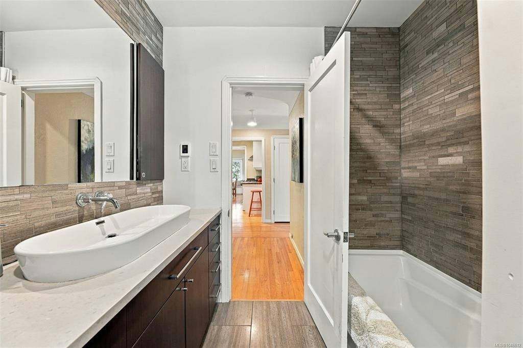 711 Richmond Avenue, Victoria, BC, V8S 3Z2 - 20