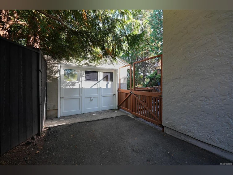 711 Richmond Avenue, Victoria, BC, V8S 3Z2 - 42