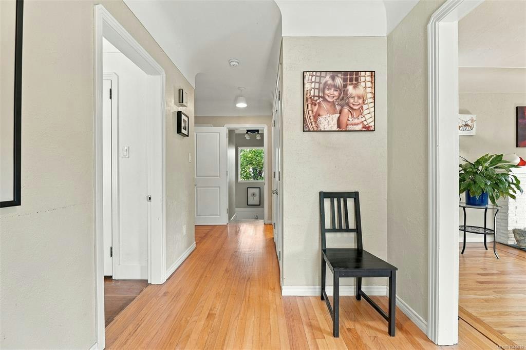 711 Richmond Avenue, Victoria, BC, V8S 3Z2 - 21
