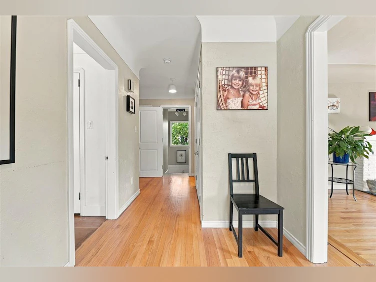 711 Richmond Avenue, Victoria, BC, V8S 3Z2 - 21