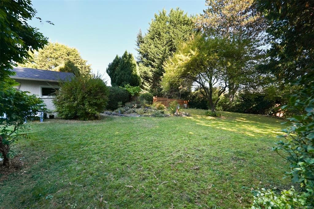711 Richmond Avenue, Victoria, BC, V8S 3Z2 - 45