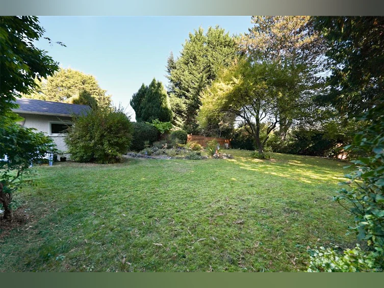 711 Richmond Avenue, Victoria, BC, V8S 3Z2 - 45