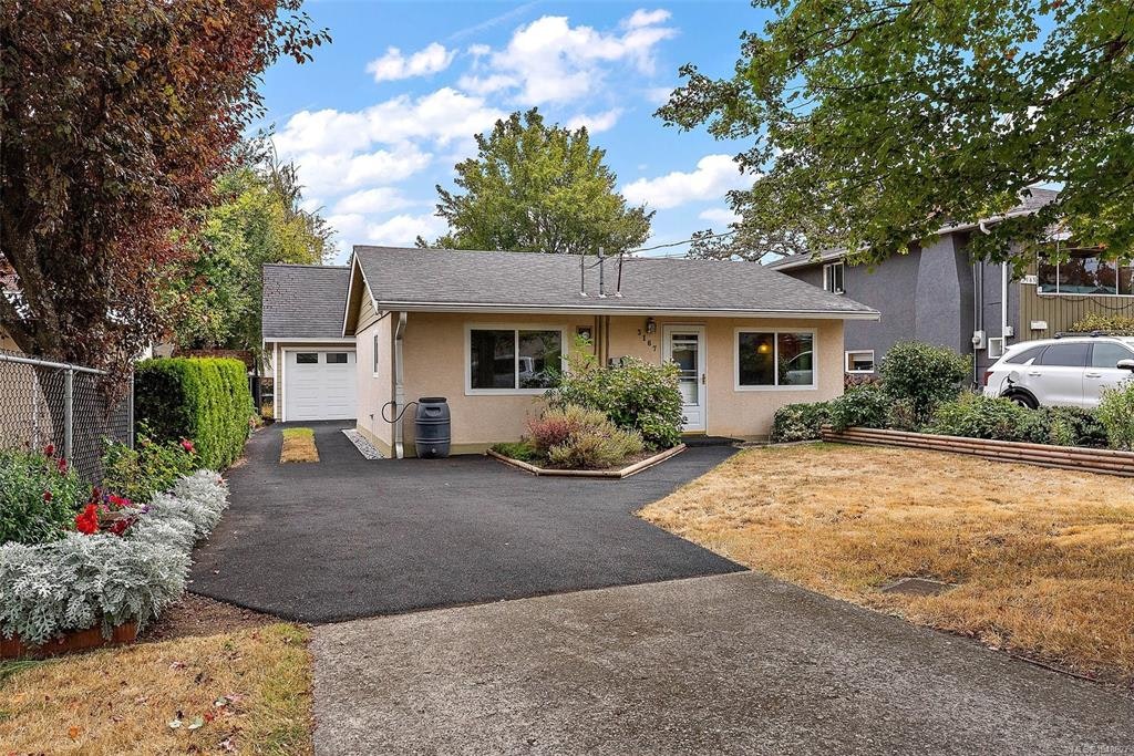 3167 Irma Street, Victoria, BC, V9A 1S9