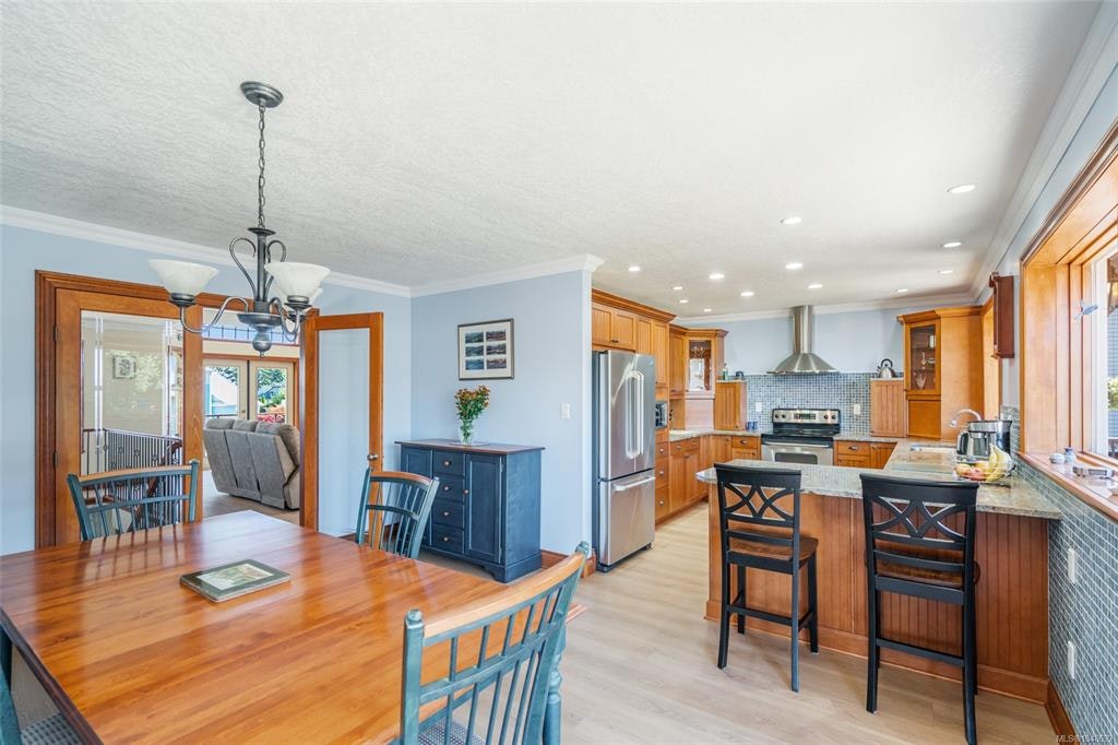 526 Douglas Place, Ladysmith, BC, V9G 2B9 - 21