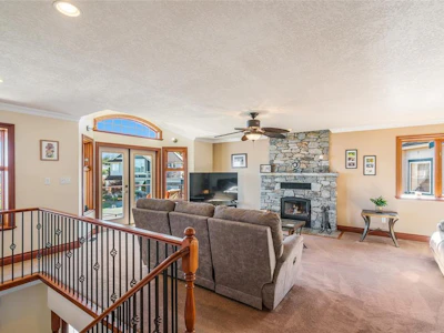 526 Douglas Place - 3