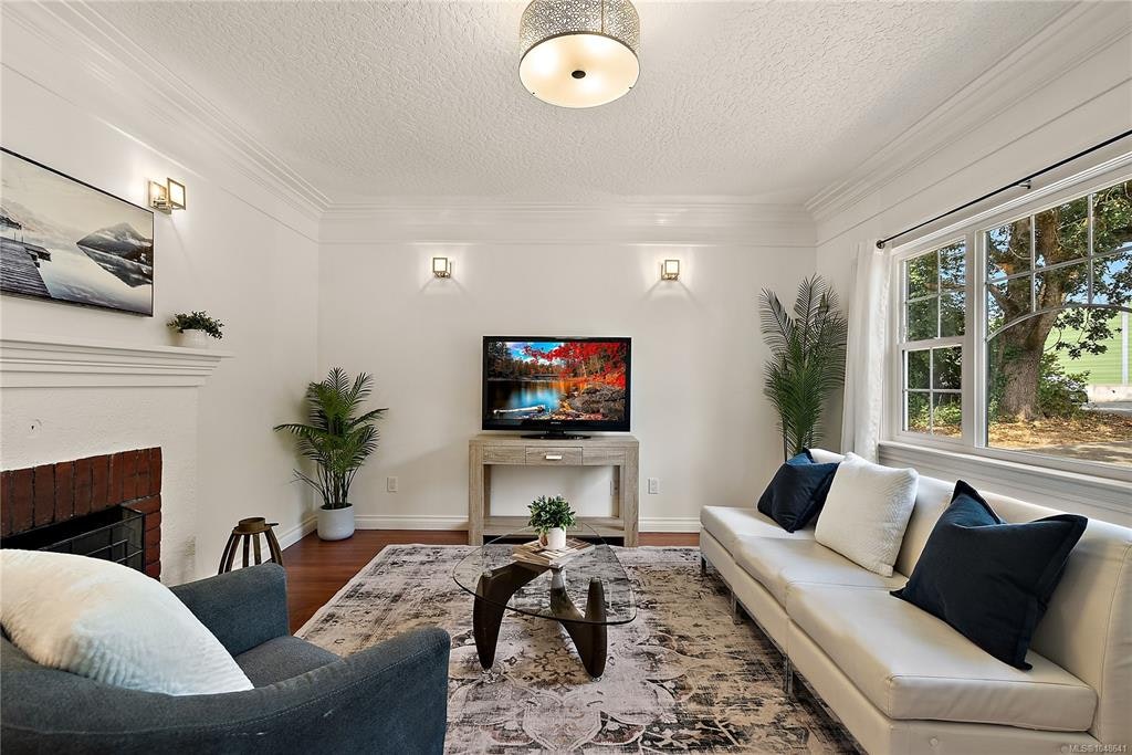 813 Portage Road - 3