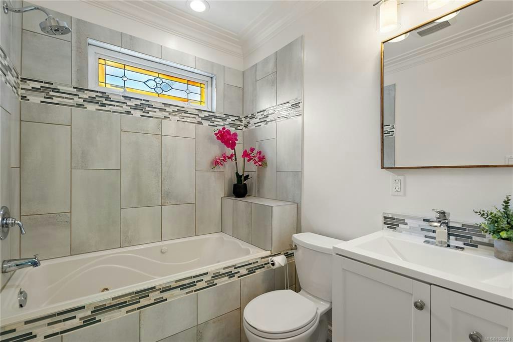813 Portage Road, Saanich, BC, V8Z 1L7 - 17