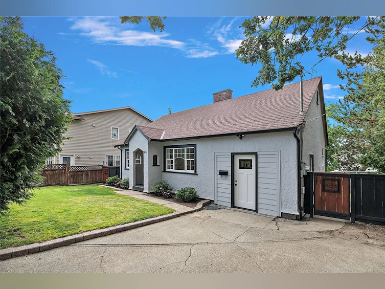 813 Portage Road, Saanich, BC, V8Z 1L7 - 30