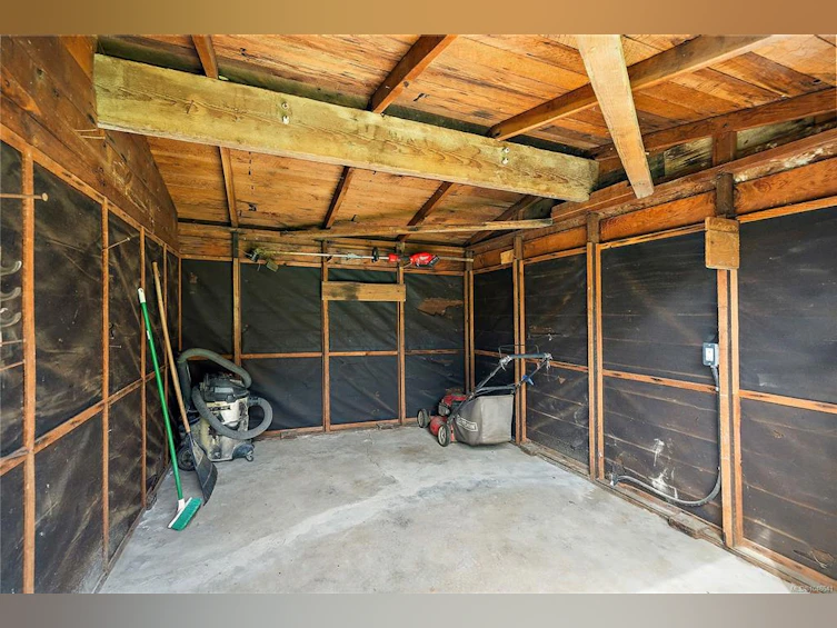 813 Portage Road, Saanich, BC, V8Z 1L7 - 27