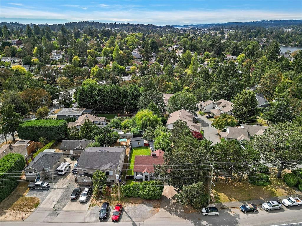 813 Portage Road, Saanich, BC, V8Z 1L7 - 33