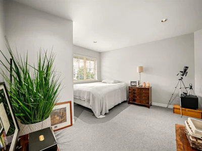204-1705 Comox Avenue - 5