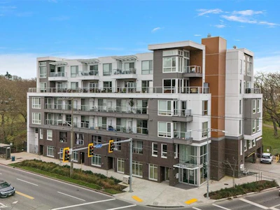 306-1301 Hillside Avenue - 5