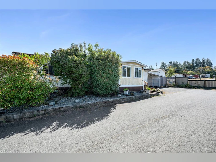 36-1545 Middle Road, View Royal, BC, V9A 0E4 - 2