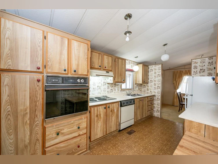 36-1545 Middle Road, View Royal, BC, V9A 0E4 - 16