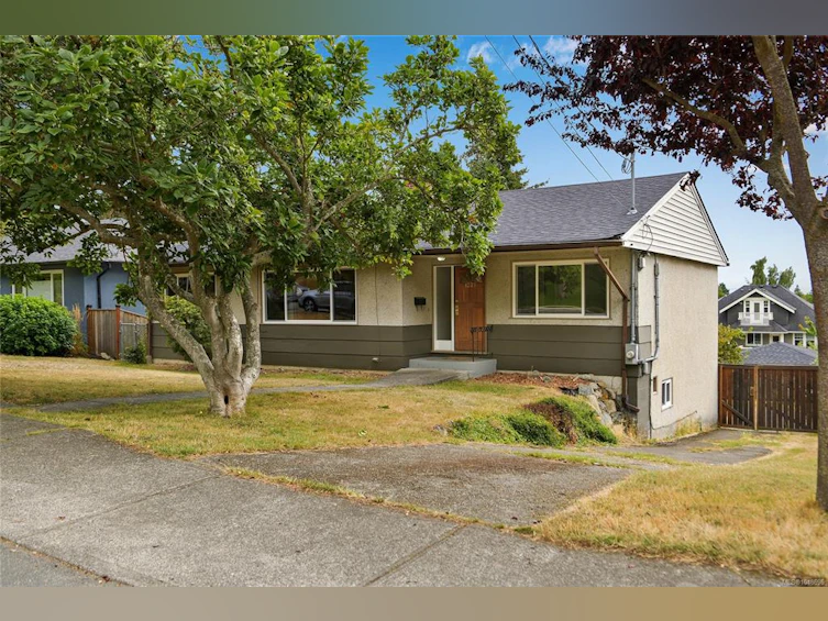 1277 Revercomb Place, Victoria, BC, V8V 3G5 - 37