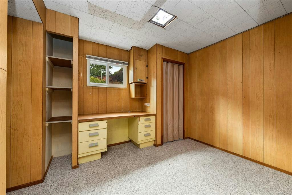 1277 Revercomb Place, Victoria, BC, V8V 3G5 - 23