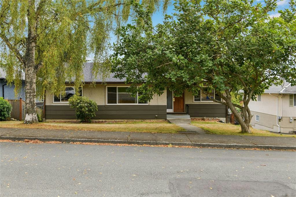 1277 Revercomb Place, Victoria, BC, V8V 3G5 - 38