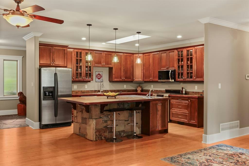 1090 Coldwater Road, Parksville, BC, V9P 2T2 - 8