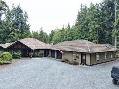 1090 Coldwater Road - 3