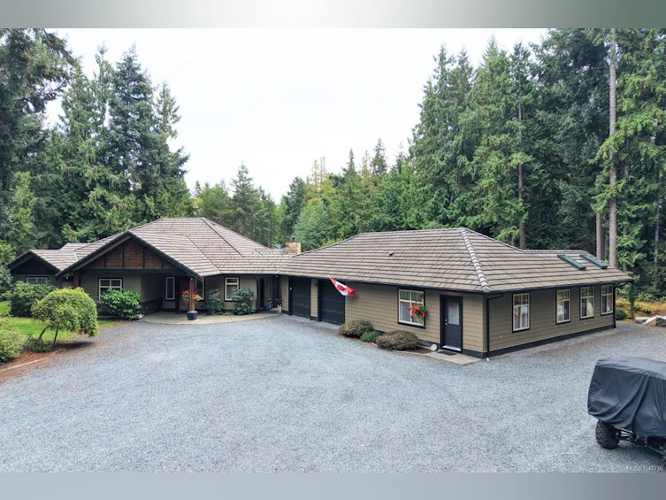 1090 Coldwater Road, Parksville, BC, V9P 2T2 - 3