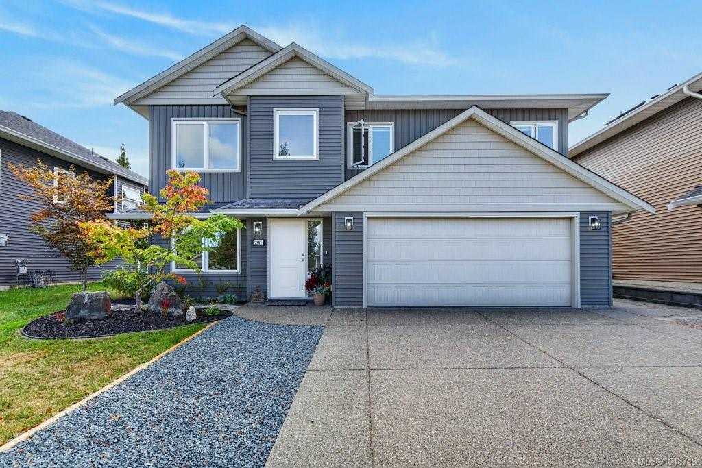 2581 Kendal Avenue, Cumberland, BC, V0R 1S0