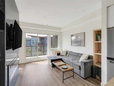 407-654 Granderson Road - 3