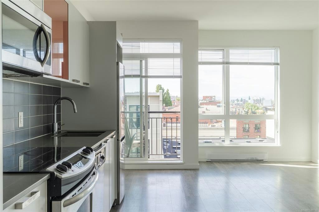 510-517 Fisgard Street - 5