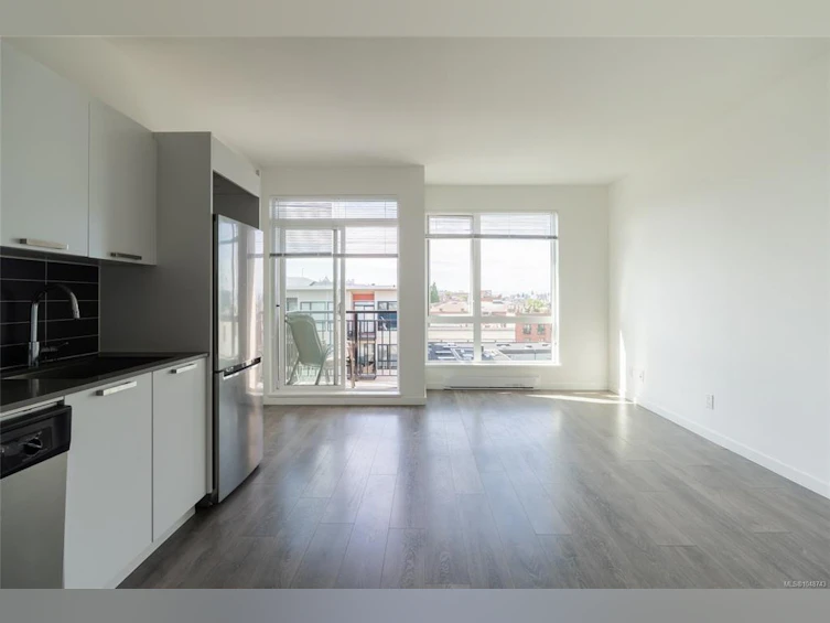 510-517 Fisgard Street, Victoria, BC, V8W 0C5 - 3