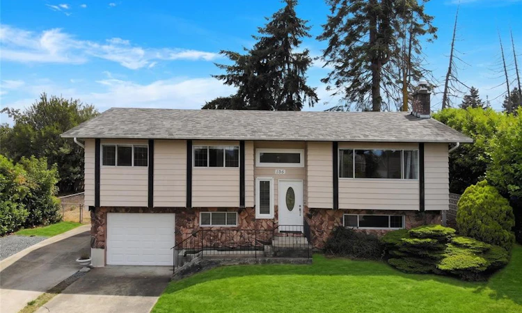156 Moss Avenue