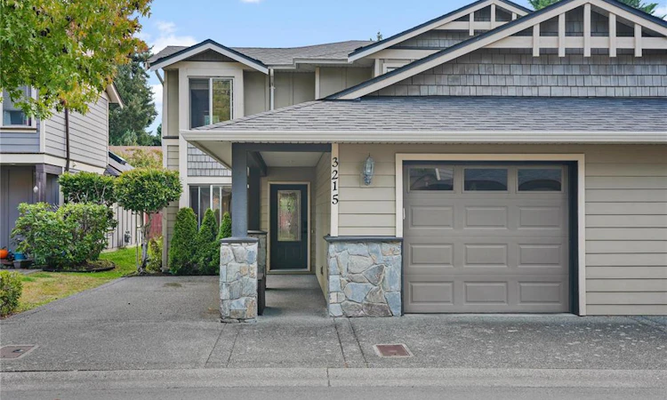 3215 Ernhill Place