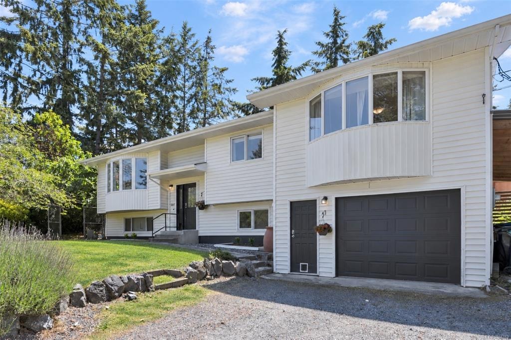 7487 Forest Turn Way, Nanaimo, BC, V0R 2H0 - 2