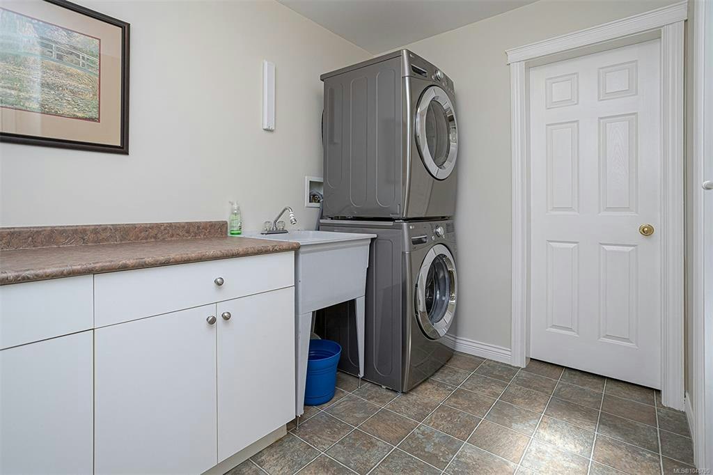 6315 Central Saanich Road, Central Saanich, BC, V8Z 5T8 - 37