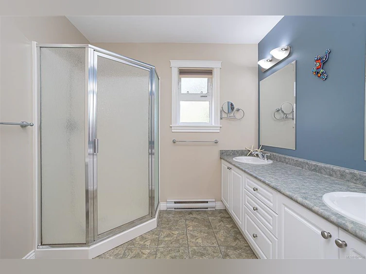 6315 Central Saanich Road, Central Saanich, BC, V8Z 5T8 - 29