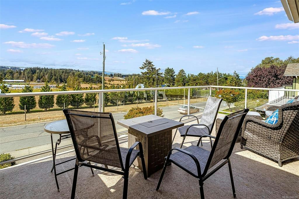 6315 Central Saanich Road, Central Saanich, BC, V8Z 5T8 - 13