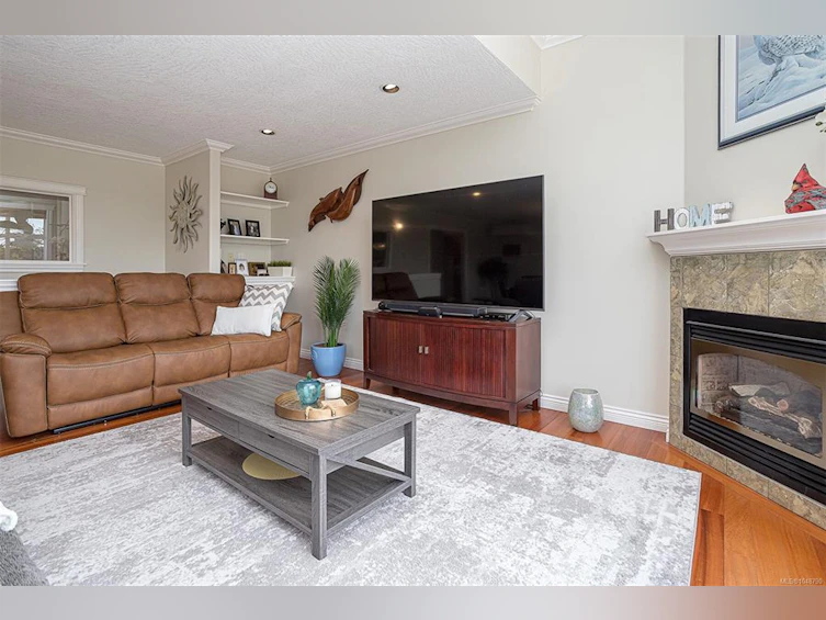 6315 Central Saanich Road, Central Saanich, BC, V8Z 5T8 - 10