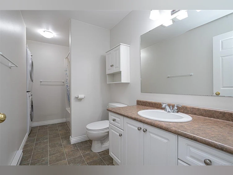 6315 Central Saanich Road, Central Saanich, BC, V8Z 5T8 - 45