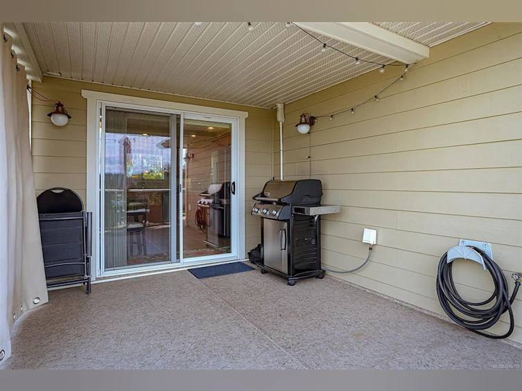 6315 Central Saanich Road, Central Saanich, BC, V8Z 5T8 - 18