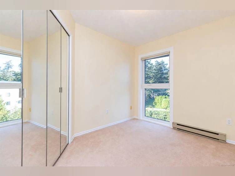 404-4030 Quadra Street, Saanich, BC, V8X 1K2 - 10