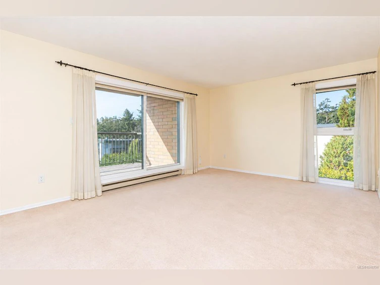 404-4030 Quadra Street, Saanich, BC, V8X 1K2 - 2