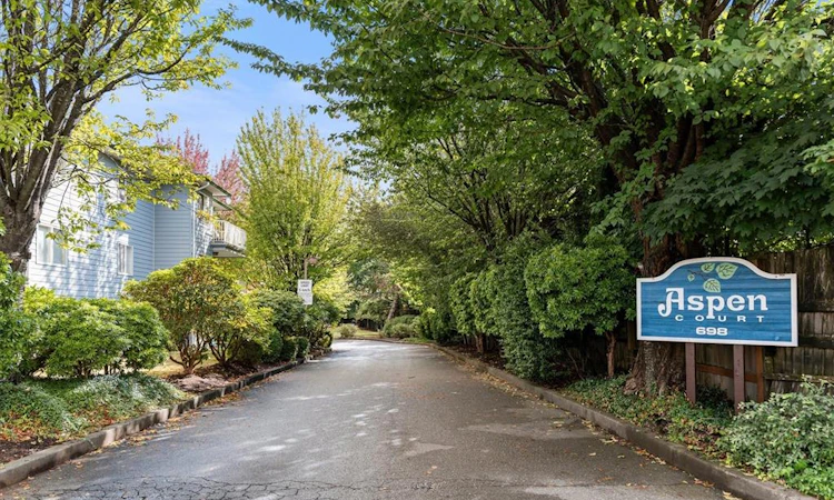 109C-698 Aspen Road