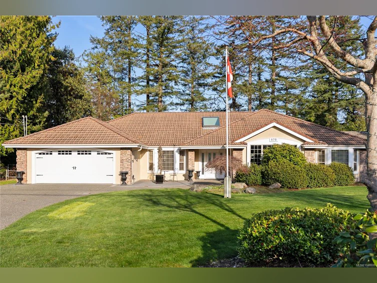 575 Johnstone Road, French Creek, BC, V9P 2A5 - 43
