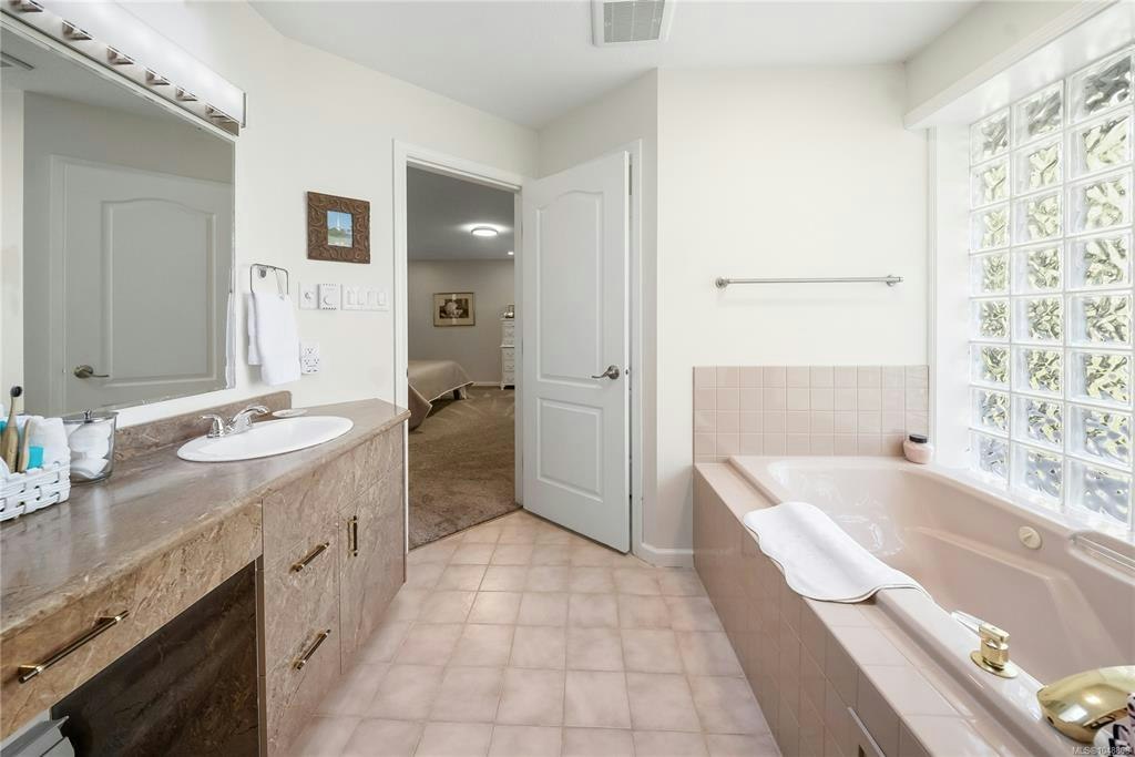 575 Johnstone Road, French Creek, BC, V9P 2A5 - 29