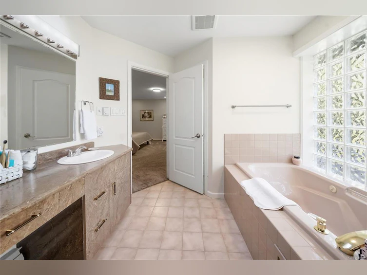 575 Johnstone Road, French Creek, BC, V9P 2A5 - 29