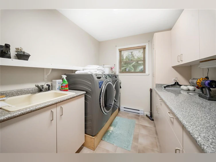 575 Johnstone Road, French Creek, BC, V9P 2A5 - 39