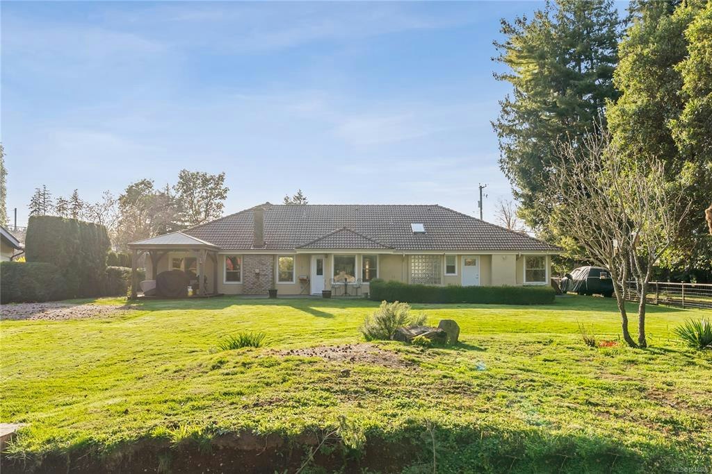 575 Johnstone Road, French Creek, BC, V9P 2A5 - 46