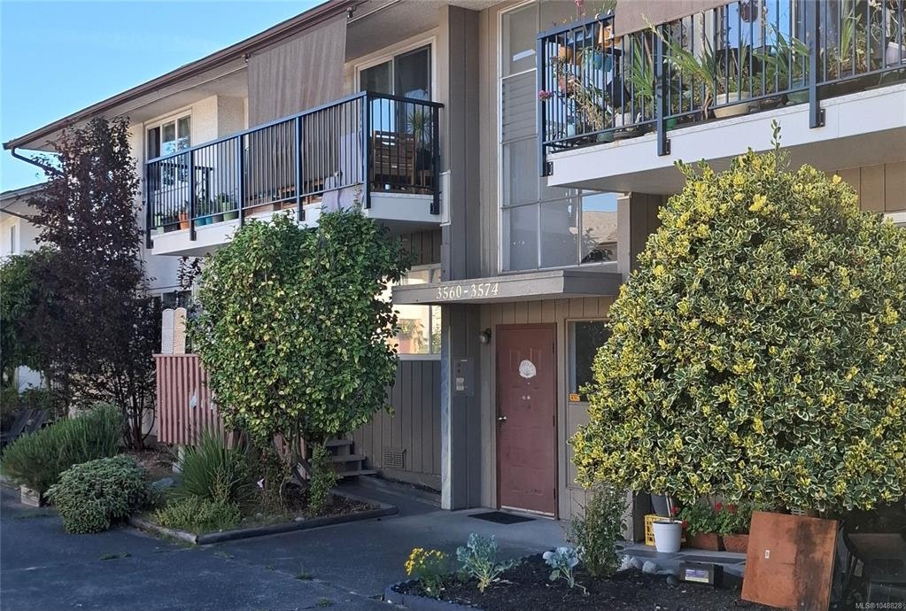 3566 Tillicum Road, Saanich, BC, V8Z 4H4