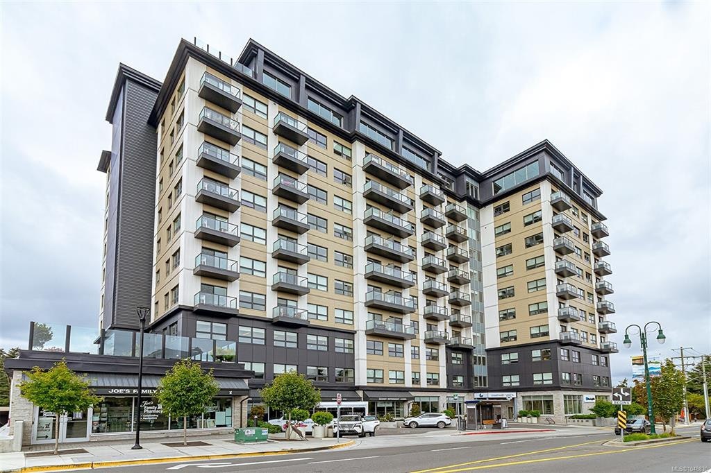 1002-622 Admirals Road, Esquimalt, BC, V9A 2N7