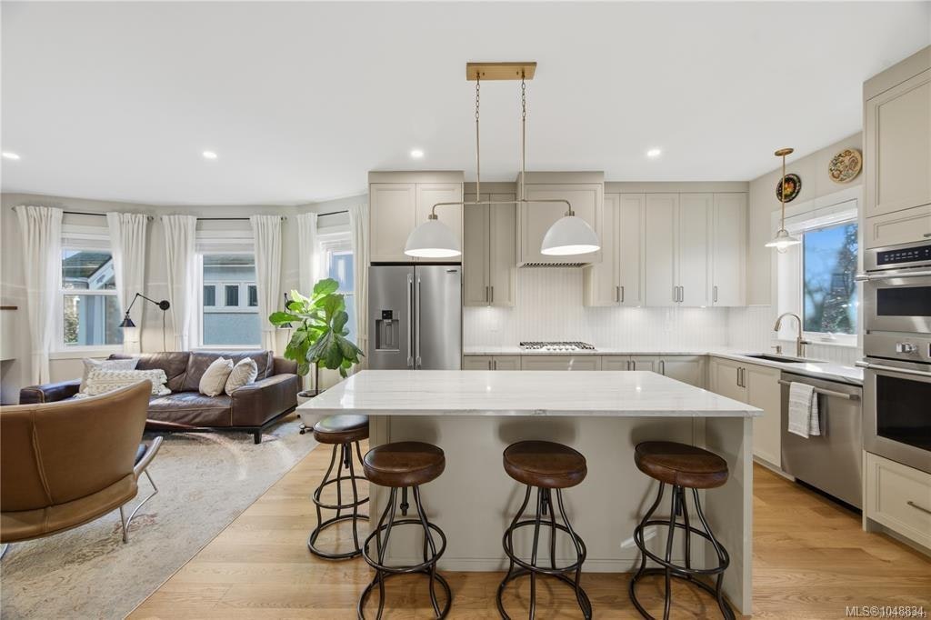 525 Sumas Street, Victoria, BC, V8T 4S4