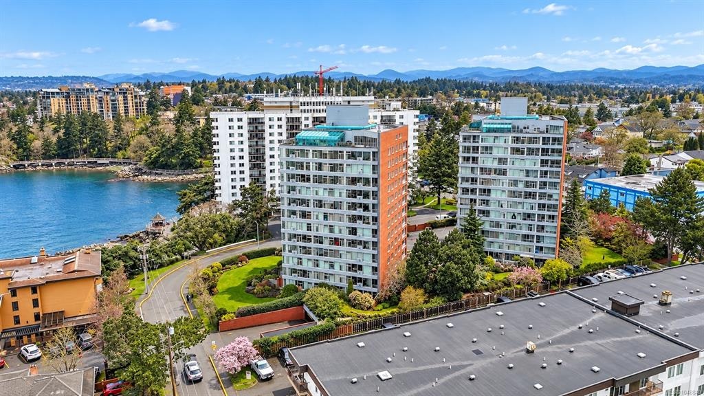 705-325 Maitland Street, Victoria, BC, V9A 7E9